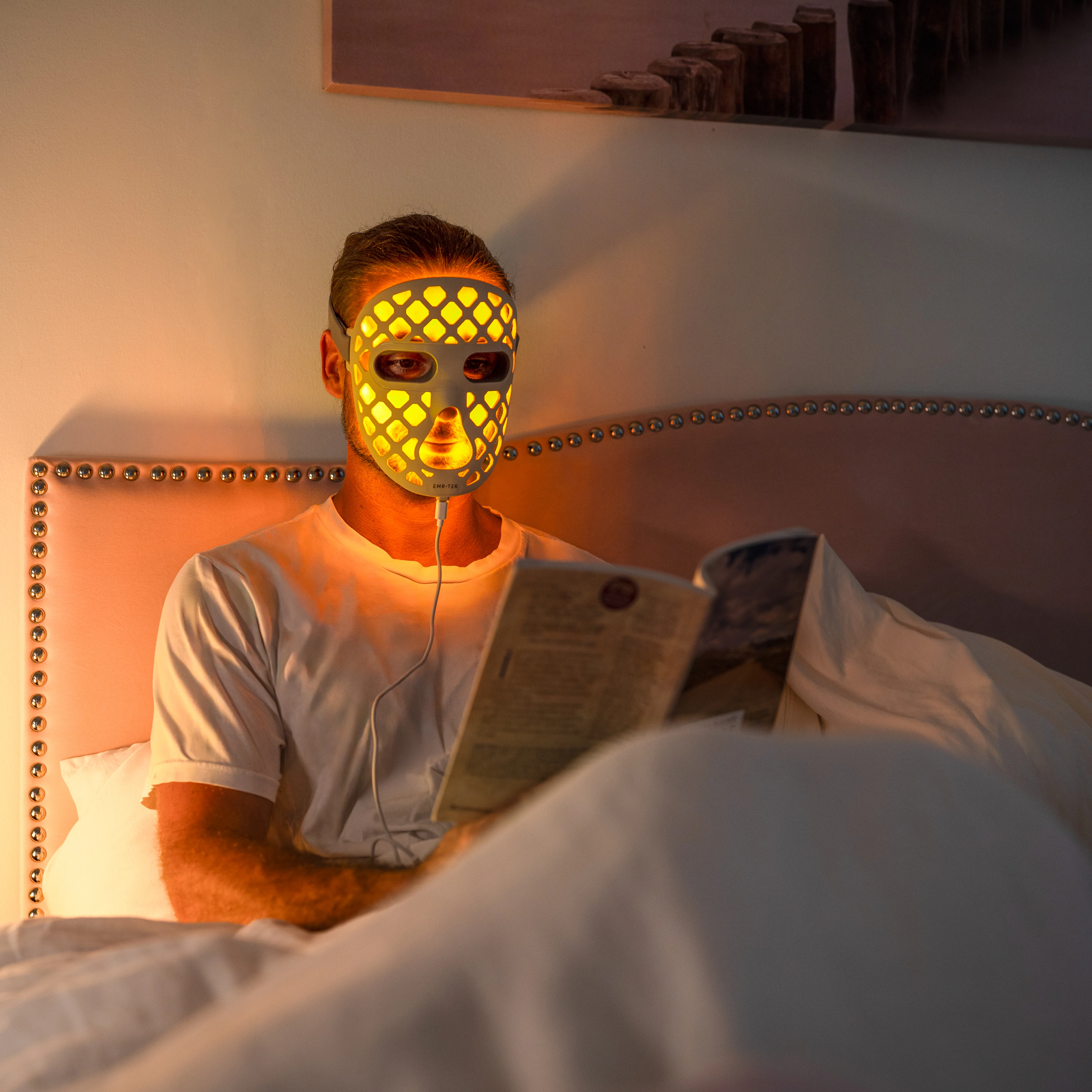 ETERNO Mask -  LED Skincare Multi-Light Rejuvenation - Image 8