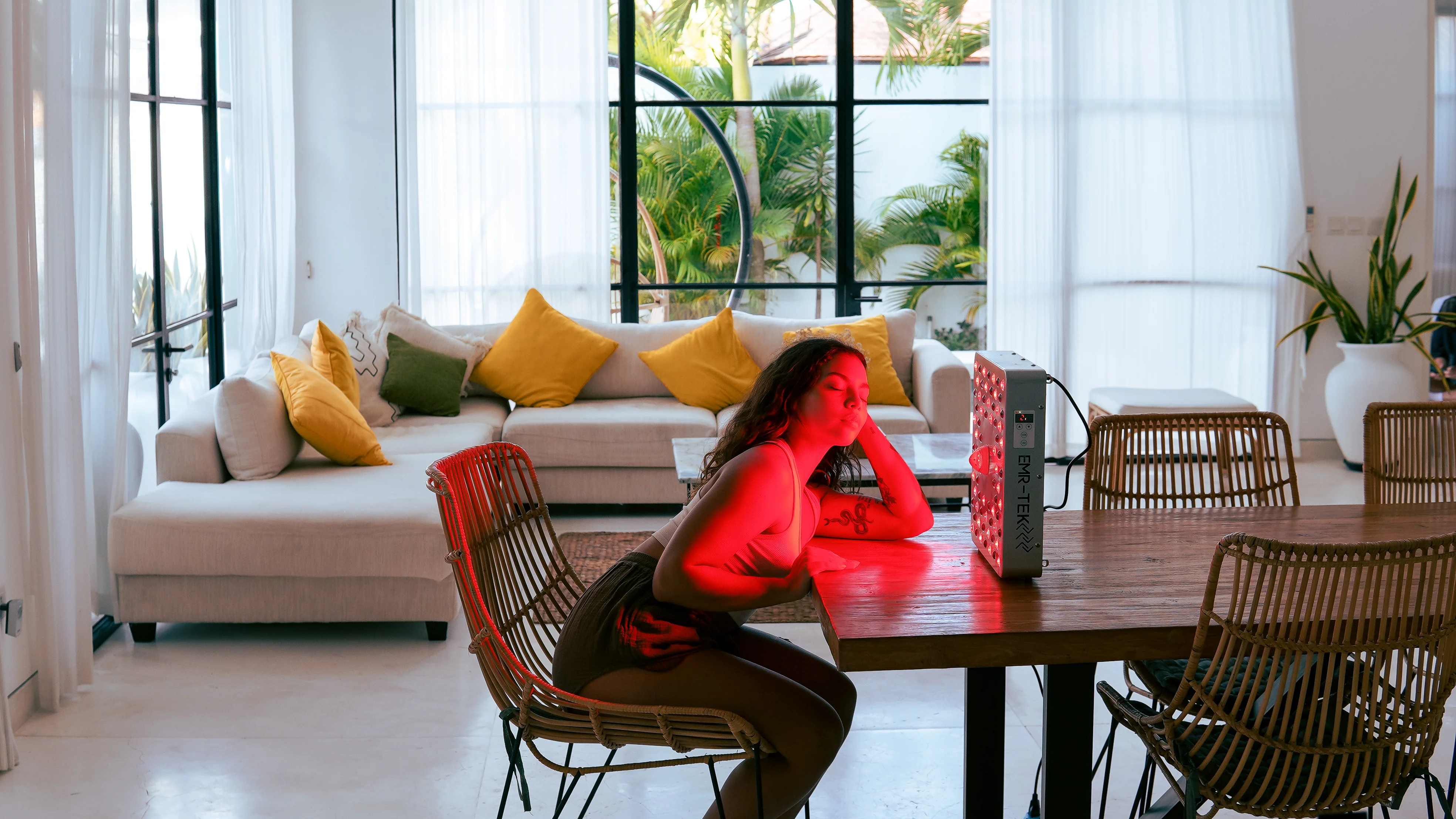 Fire Dragon Pro Red Light Therapy Panel — 288W COB, 660nm + 850nm + UV - Image 3